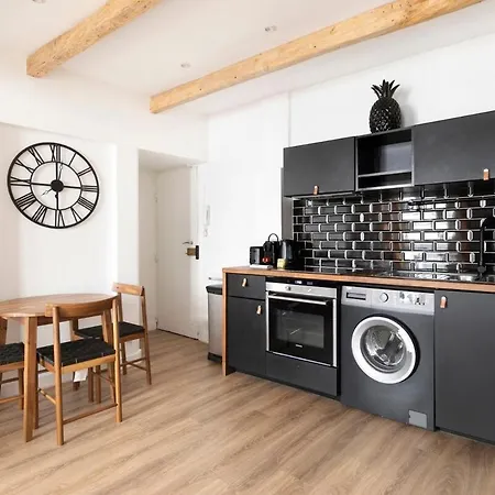 Pour 4 Voyageurs Dans Le Marais Apartmán Paříž