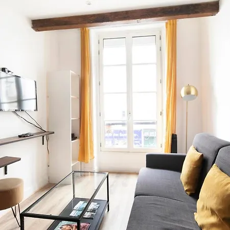 Pour 4 Voyageurs Dans Le Marais Apartmán